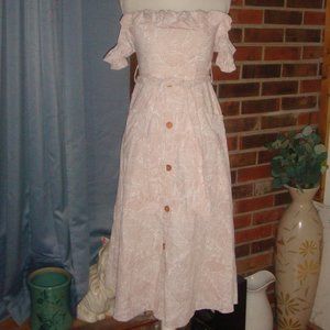 Selfie Leslie Blush Off Shoulder Dress S
